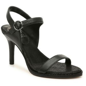 NIB Vince Camuto Lynona Black Slingback Heels